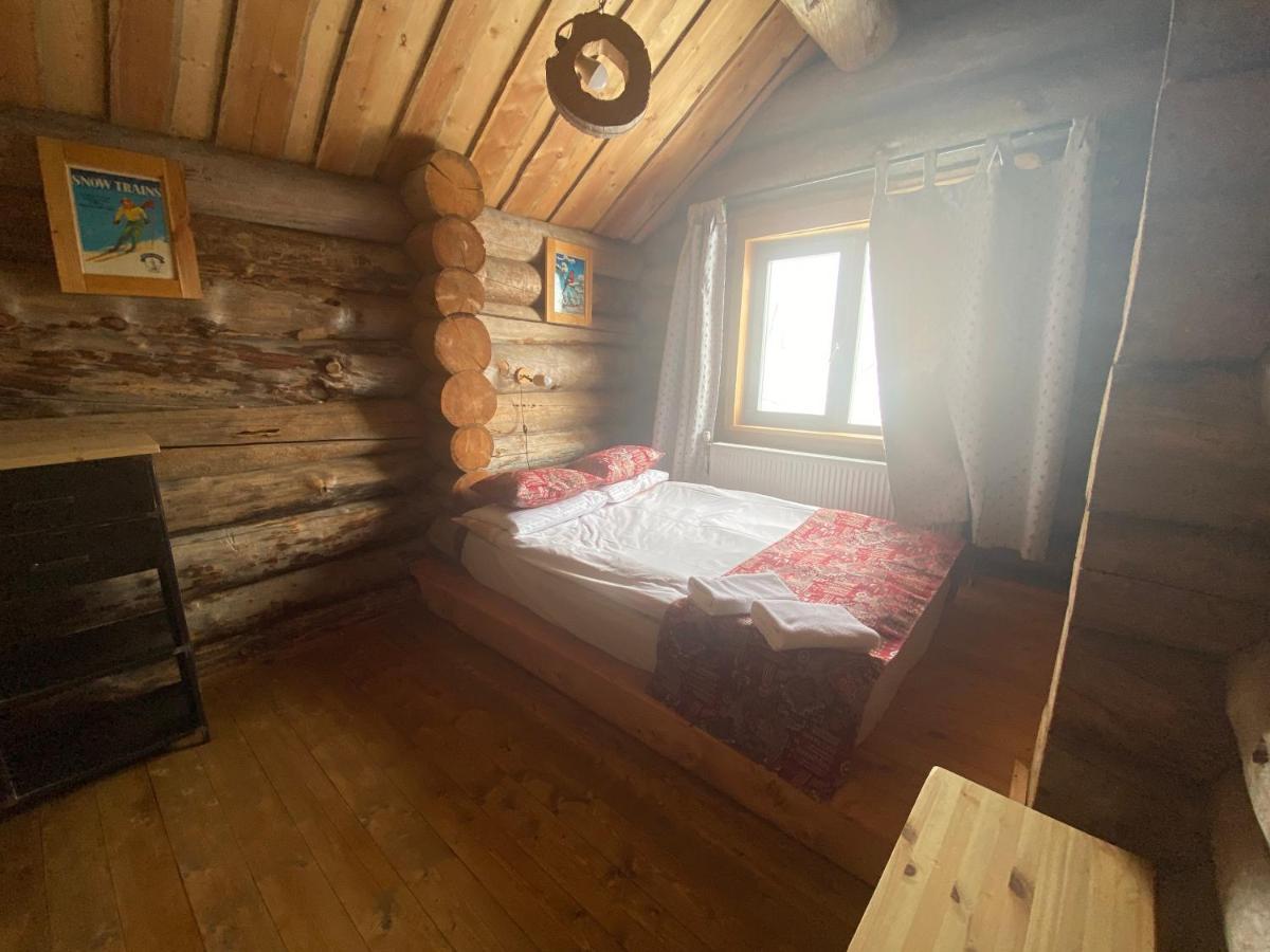 Mountain Cricket Chalets And Apartments Gudauri Exterior photo