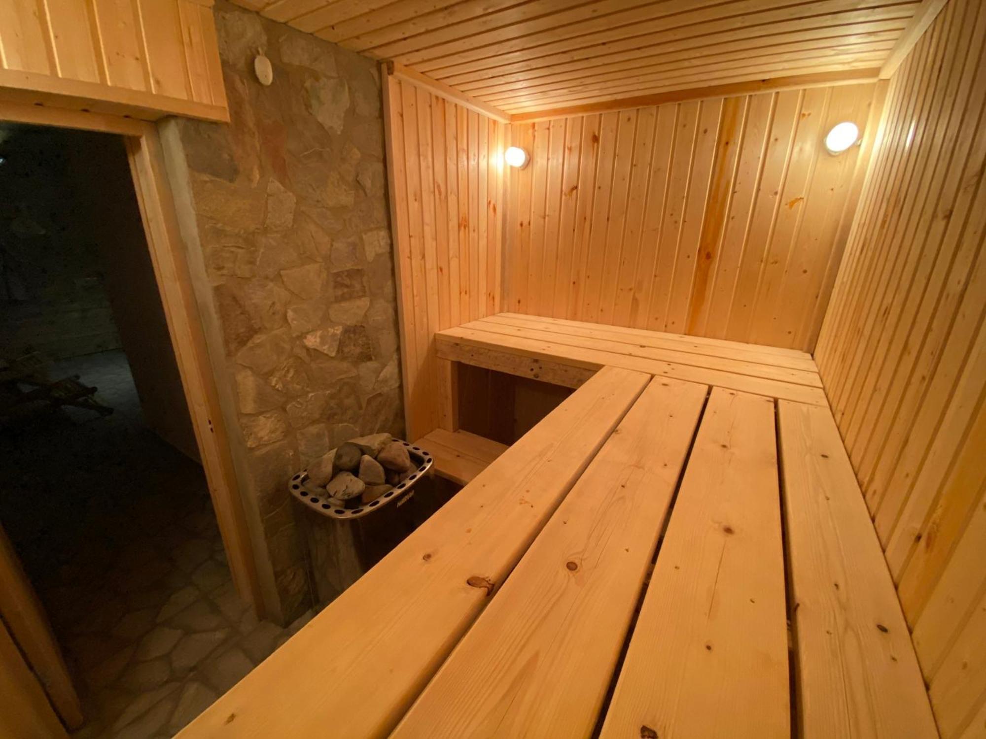 Mountain Cricket Chalets And Apartments Gudauri Exterior photo